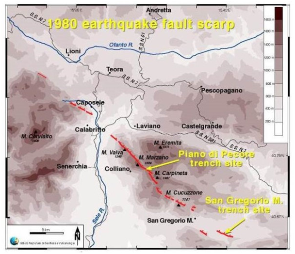 In rosso la traccia della scarpata di faglia prodotta dal terremoto dell’Irpinia del 23 novembre 1980 (Mw 6.8 secondo il CPTI15).