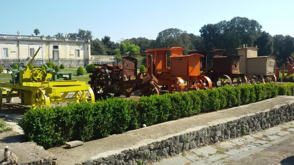 5 - macchine agricole d epoca, dal Museo delle Macchine Agricole della Facoltà di Agraria