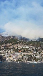 foto 3 - Incendi in Costiera Amalfitana - luglio 2017
