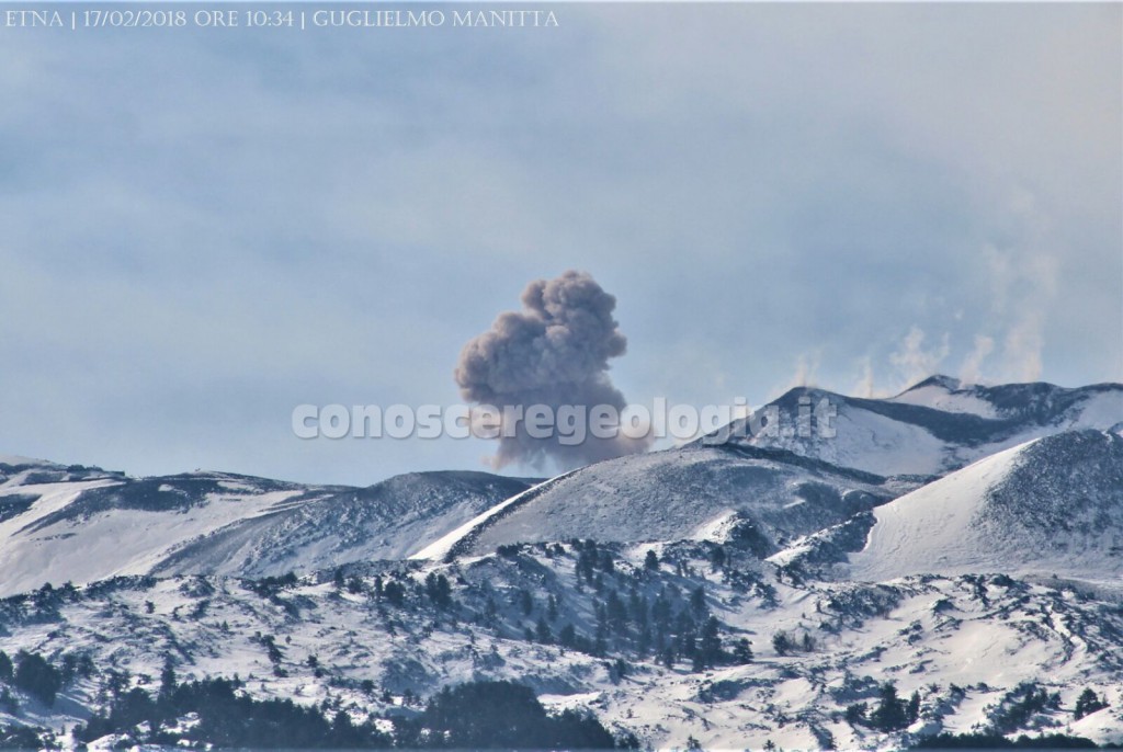 Esplosione al Cratere di SE dell'Etna avvenuta alle ore 10:34 locali di stamane.
